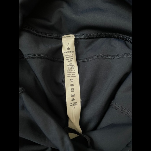 Lululemon Fast and Free 7/8 Tight Leggings 2 - Picture 9 of 10